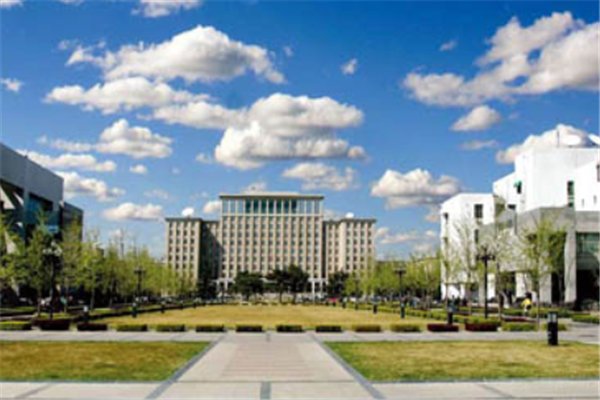 赣州一男子用清华通知书换外公在党50年奖章,你羡慕这一家人吗?