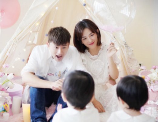 谢娜为跳跳俏俏庆生,明星家的孩子都是如何过生日的?