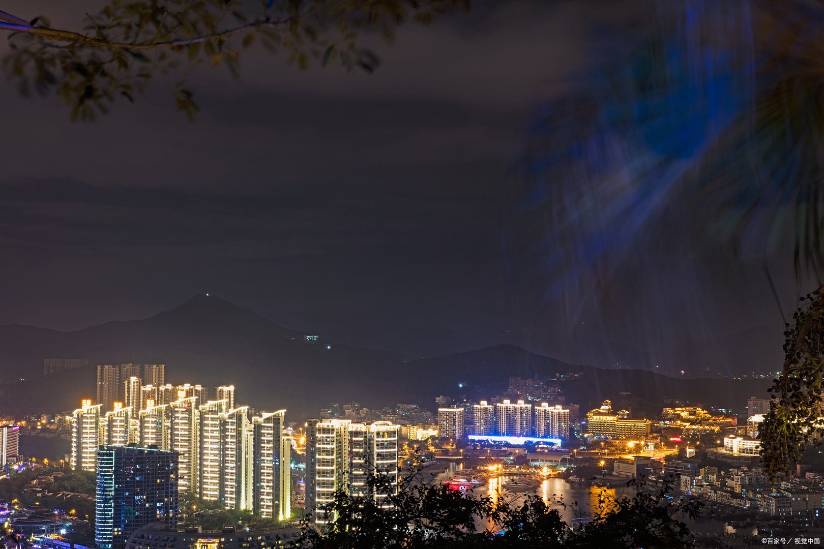 警方通报三亚一酒店突发伤人事件，该起事件造成了多大的伤亡情况？