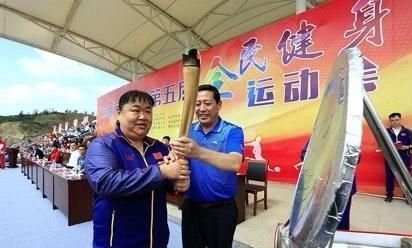 唐功红“冒死一举”,为祖国摘金,她近况如何?