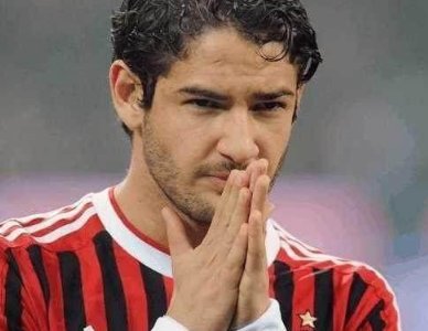 黄景瑜表示热巴一个眼神就很撩,有哪些男星喜欢热巴?