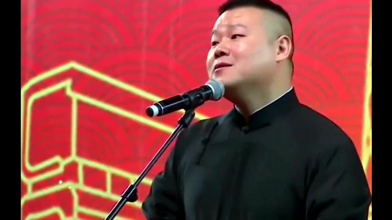 岳云鹏第一次不想努力上热搜,长相不出众的他是笨鸟先飞吗?