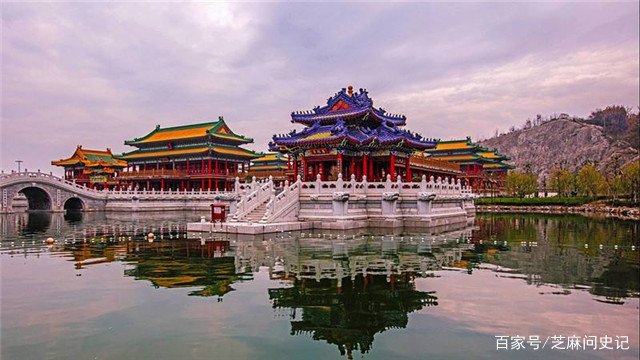 大清的衰败，是从建造圆明园和三山五园开始的吗？