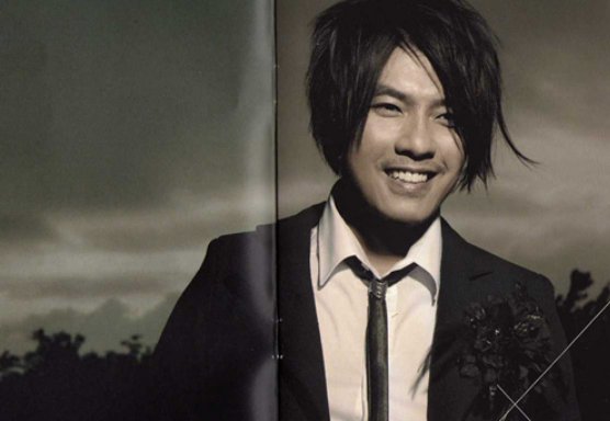 阿杜的《撕夜》里面的一句歌词：：