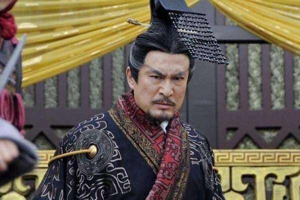 秦始皇当年客死沙丘,死前遗诏是让谁继承皇位?