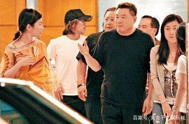 千亿富豪刘銮雄,为女星抛弃原配,如今为何会重病缠身?