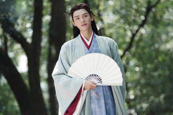 龚俊曾以粉丝名义做公益,你觉得他值不值得被粉?