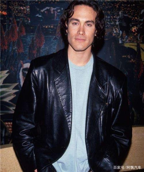 27年前，那个对李国豪开出致命一枪的美国演员迈克尔，后来怎样？