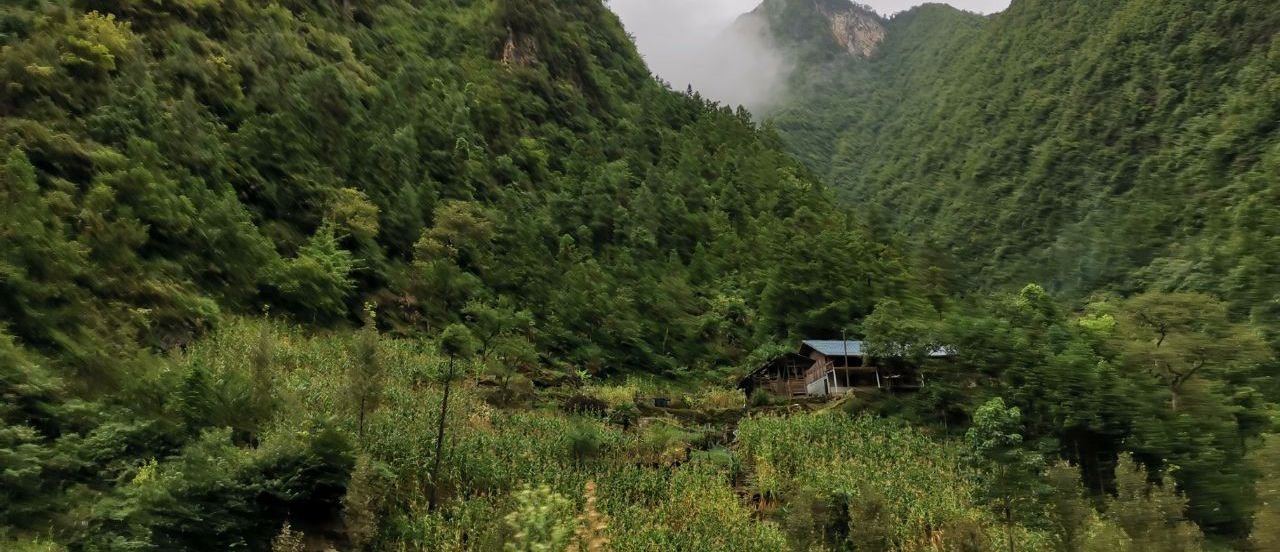 中国最牛坟墓,是什么让连慈禧都不敢动,国家修铁路都得绕着走?