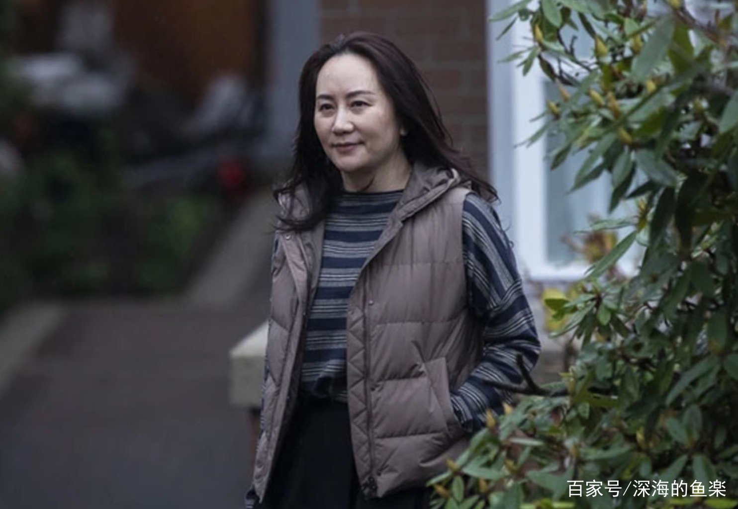 孟晚舟丈夫大喊我爱你,看到妻子回国这一刻,刘晓棕是不是非常激动?