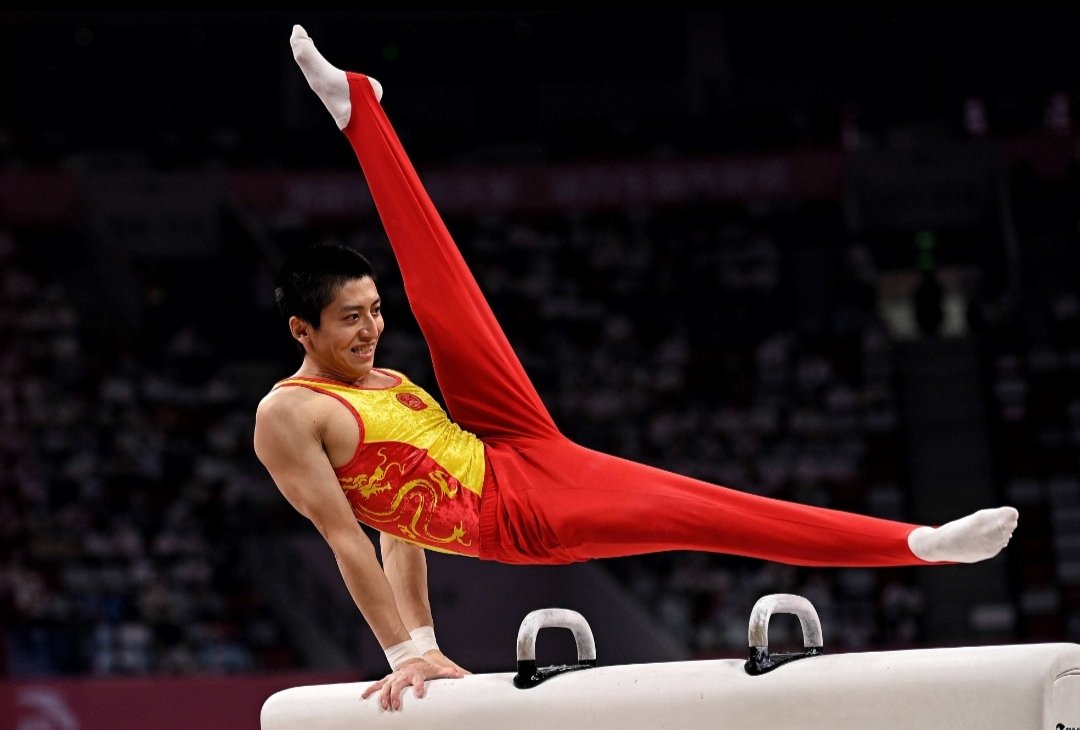 怎样评定一个男运动员自由体操的优劣?