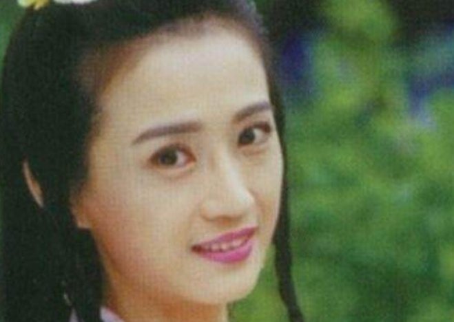 铁萍姑扮演者出家