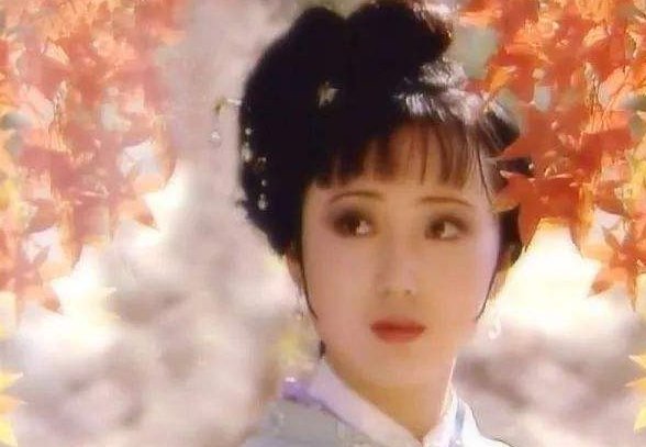 红楼梦中潇湘馆的名称有怎样的内涵？