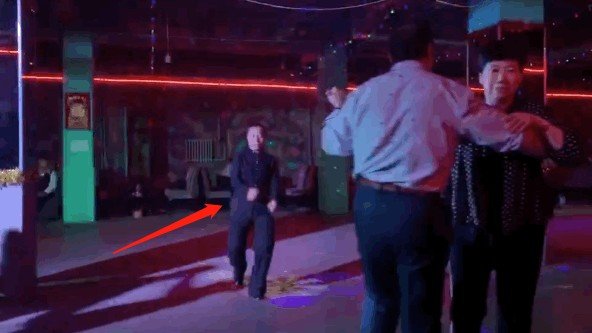 柳爽的《漠河舞厅》背后是一个什么样的故事?