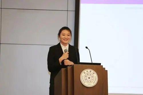 清华大学特等奖学金答辩,犹如神仙打架,学霸们在赛场上的表现如何?