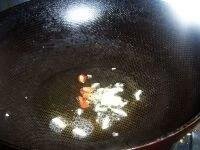 肉炒蘑菇的做法