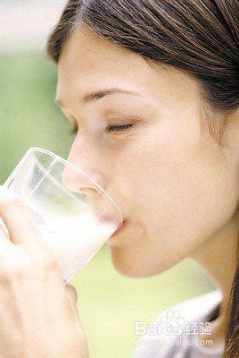 晚上睡觉总是做梦是怎么回事?