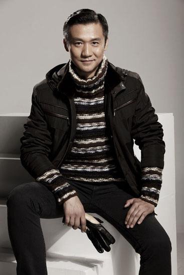 柯蓝和黄志忠的关系是怎样的?