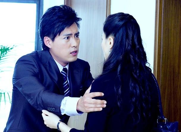 娘家的故事3里面的何小南和杨俊贤以前发生过什么事？为什么何小南会这么讨厌杨俊贤？