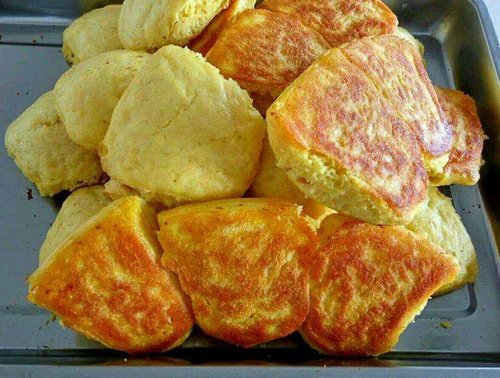 东北四合面大饼子的面的比例是什么？配方和做法又是什么？