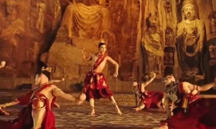 为啥是金刚遇到七夕?