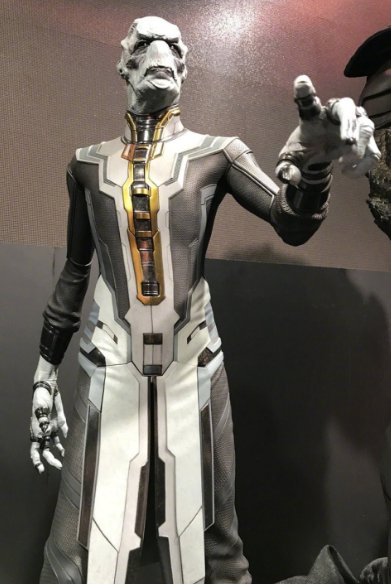 复仇者联盟3里的黑曜五将在电影里都分别怎么死的？有几个人我都分不清谁是谁。哪位大神解答一下。。。