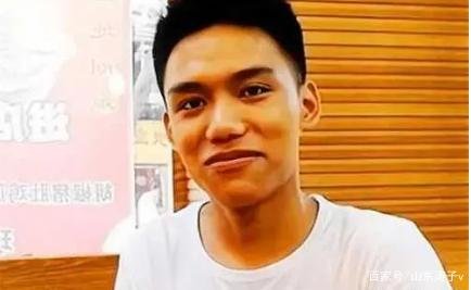 参加变形计不想回农村,找城市爸爸要钱被拉黑的吴宗宏,现状如何?