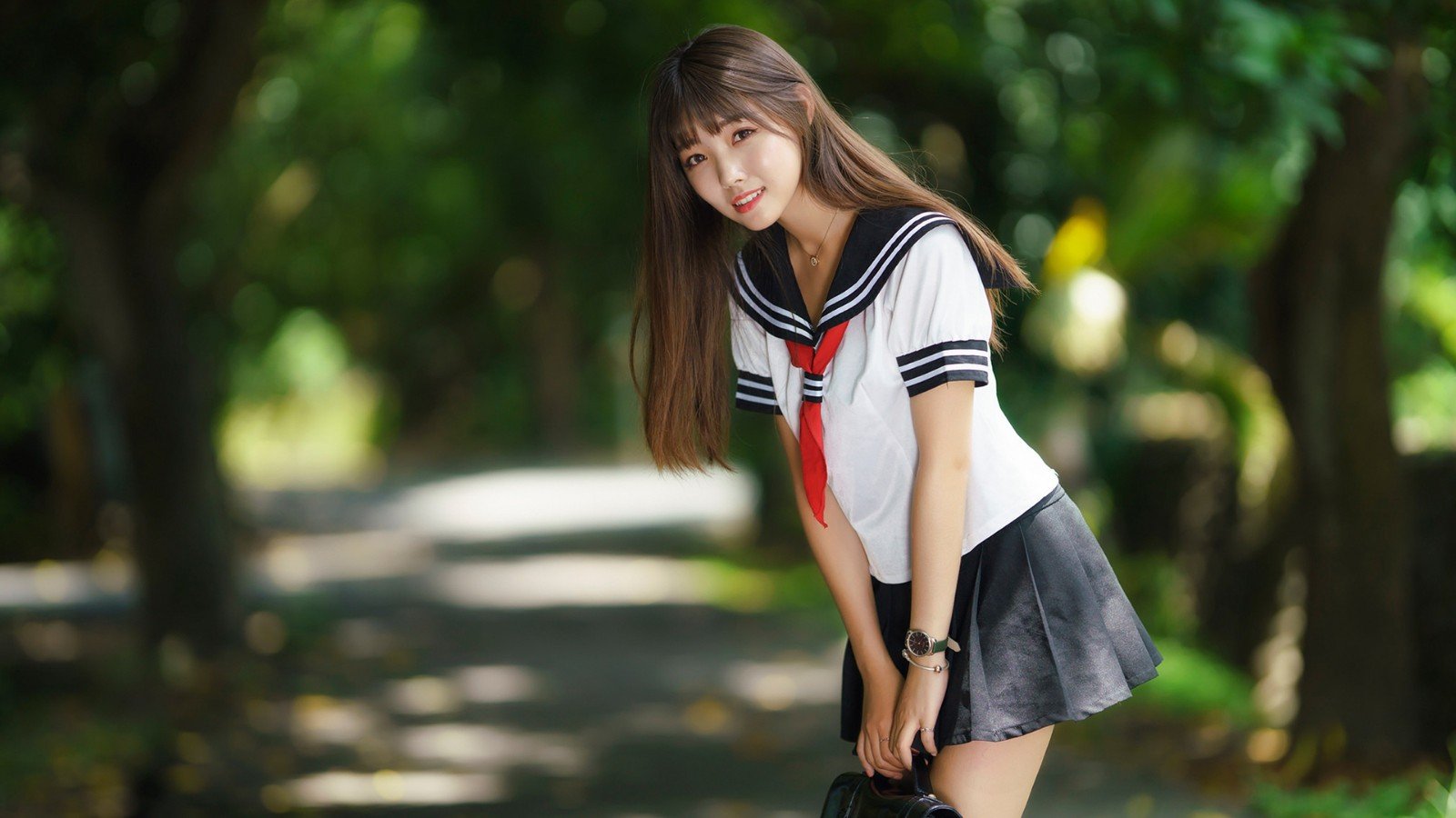 怎样去眼袋又快又好?