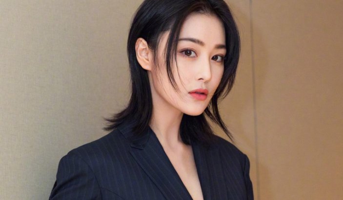 李菲儿张馨予在节目中起争执,事发的原因是什么?