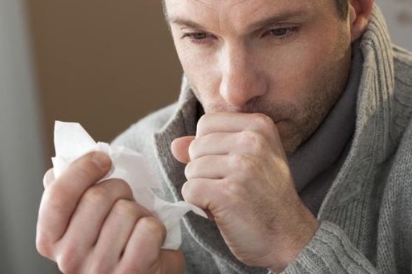 嗓子痒老是想咳嗽怎么办？嗓子痒，总是咳嗽很难受，有没有什么好办法？