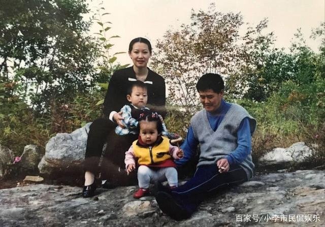 赵本山女儿惹争议,自曝在家数钱数不明白,赵本山晚节还能保住吗?