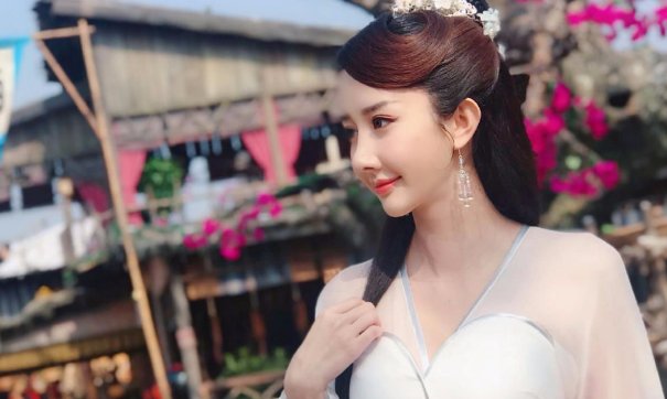 她拍十几年戏,凭身材做网红反倒走红,什么原因?