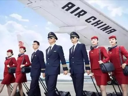 东航辟谣员工不雅聊天记录,陷入网络舆论后我们如何处置?