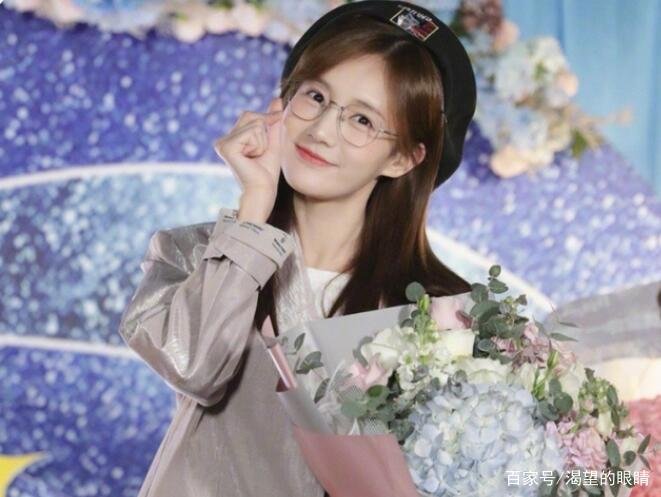 李一桐拍戏受欺负,疑似头被按进蛋糕中,剧组男演员玩闹没个度,你怎么看?