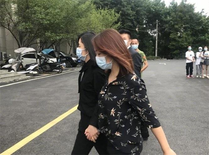 谭松韵妈妈被撞身亡案,肇事者为何只判六年?