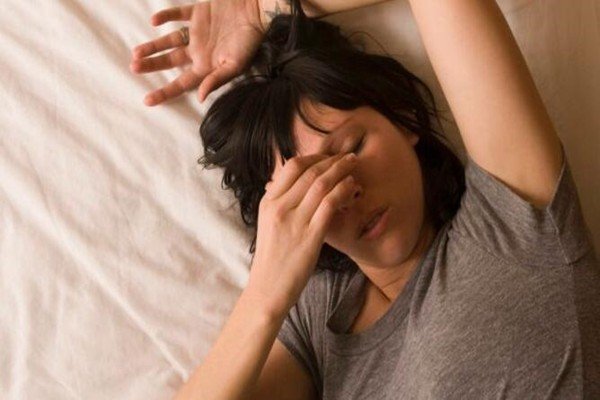 例假期间总头痛,可能是哪些原因引起,值得看一看?