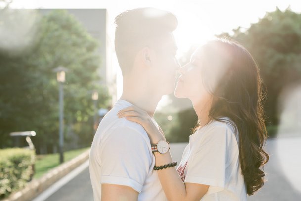 男友若不亲吻哪几个位置，绝对只是玩玩？