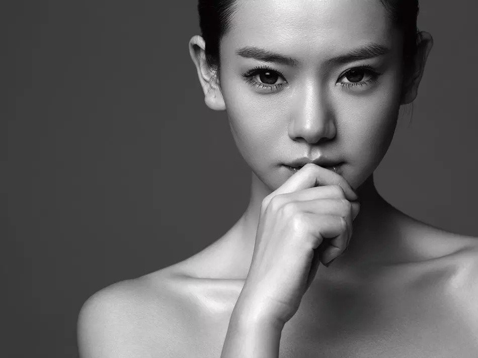 戚薇自爆整过容,为什么不销毁之前没有整容的照片?