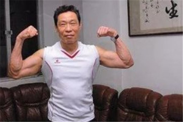 澳门科大学生追星钟南山现场,钟南山院士的状态如何?