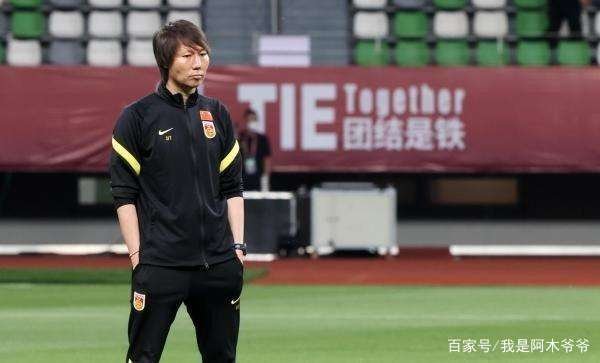 国足主帅赛后发文表示感谢足球带给他的一切,他是怎么说的?