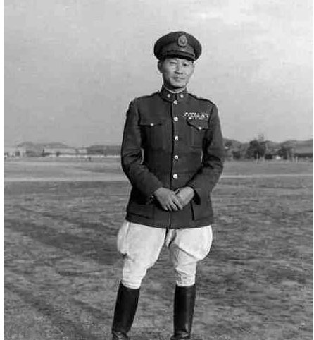 抗日名将孙立人:被软禁33年,娶3房太太,为何临终前痛呼大陆原配?