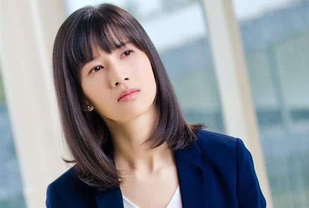 papi酱官宣生子后,为何网友说她依然跑不了网红本色?