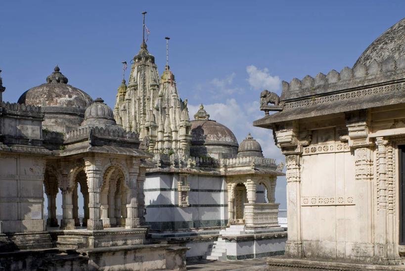 印度上千村民互扔牛粪送祝福,对此你怎么看?