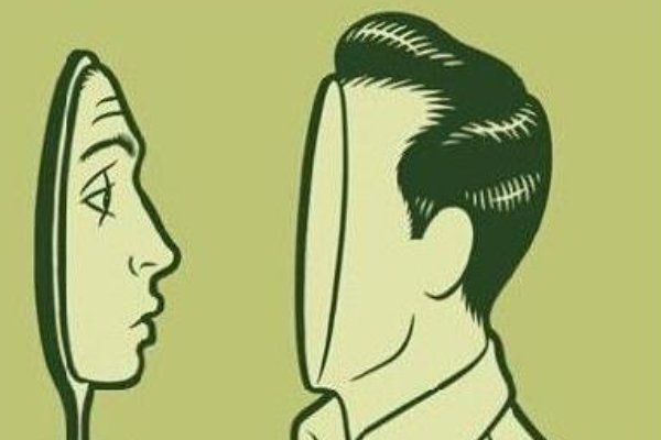 53岁陈小春被嘲没教养,宴席上乱翻菜,这样的行为是不是很让人讨厌?