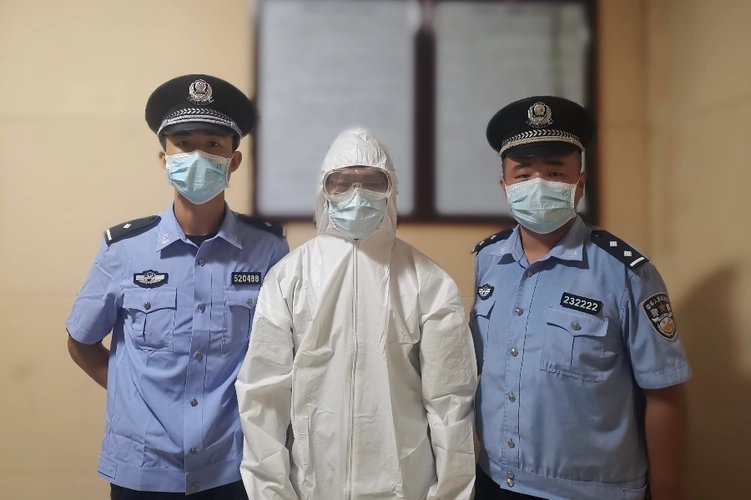 上海男子维护核检秩序身亡，事发当时的具体情况是怎样的？