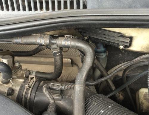 前减震器的拆装步骤？