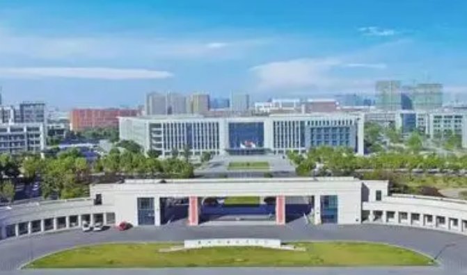 泰州职业技术学院是什么院校？大专还是中专？或者是技校？