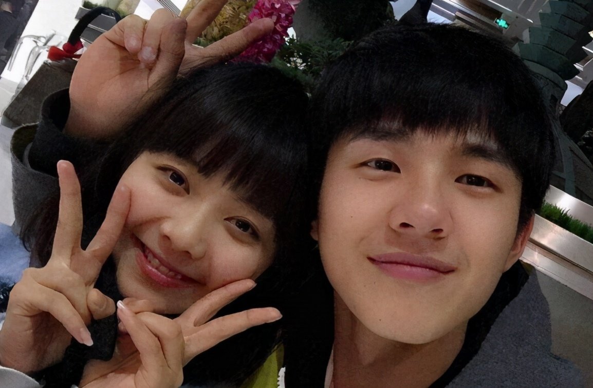 荧幕上刘昊然和谭松韵是CP,私底下感情如何?