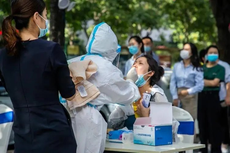 没有疫情发生,也没有输入风险的地区,该不该将查验核酸不成为一种常态?