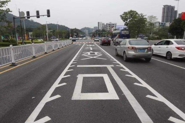 学开车的基本知识都有什么？